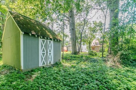 1535 Laclede Road South Euclid OH 44121