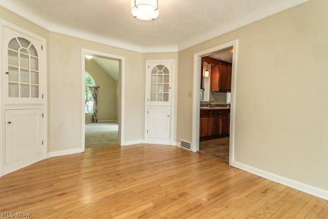 1535 Laclede Road South Euclid OH 44121