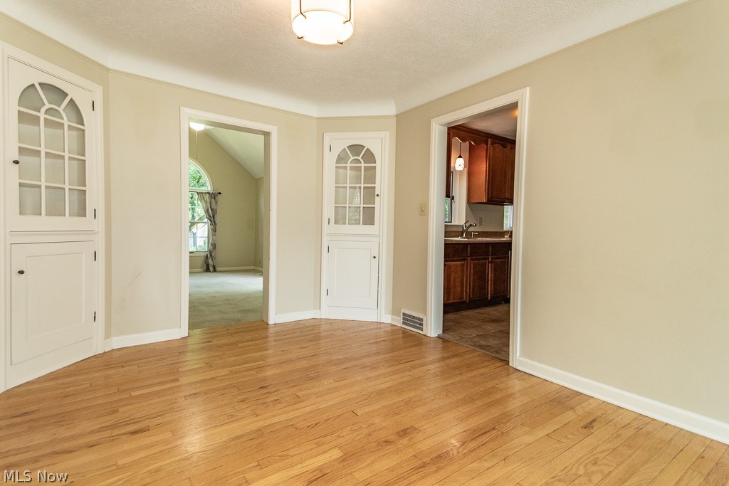 1535 Laclede Road South Euclid OH 44121