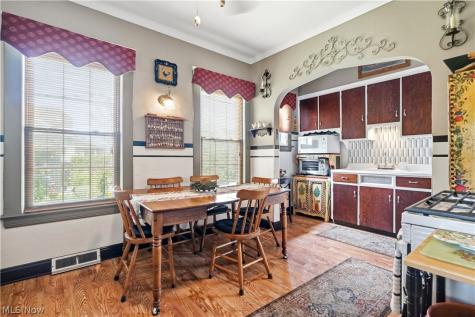 3972 Washington Park Boulevard Newburgh Heights OH 44105