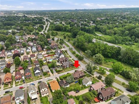 3972 Washington Park Boulevard Newburgh Heights OH 44105