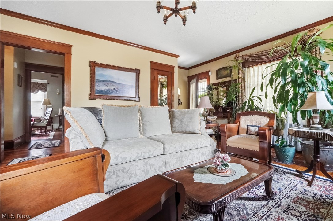 3972 Washington Park Boulevard Newburgh Heights OH 44105