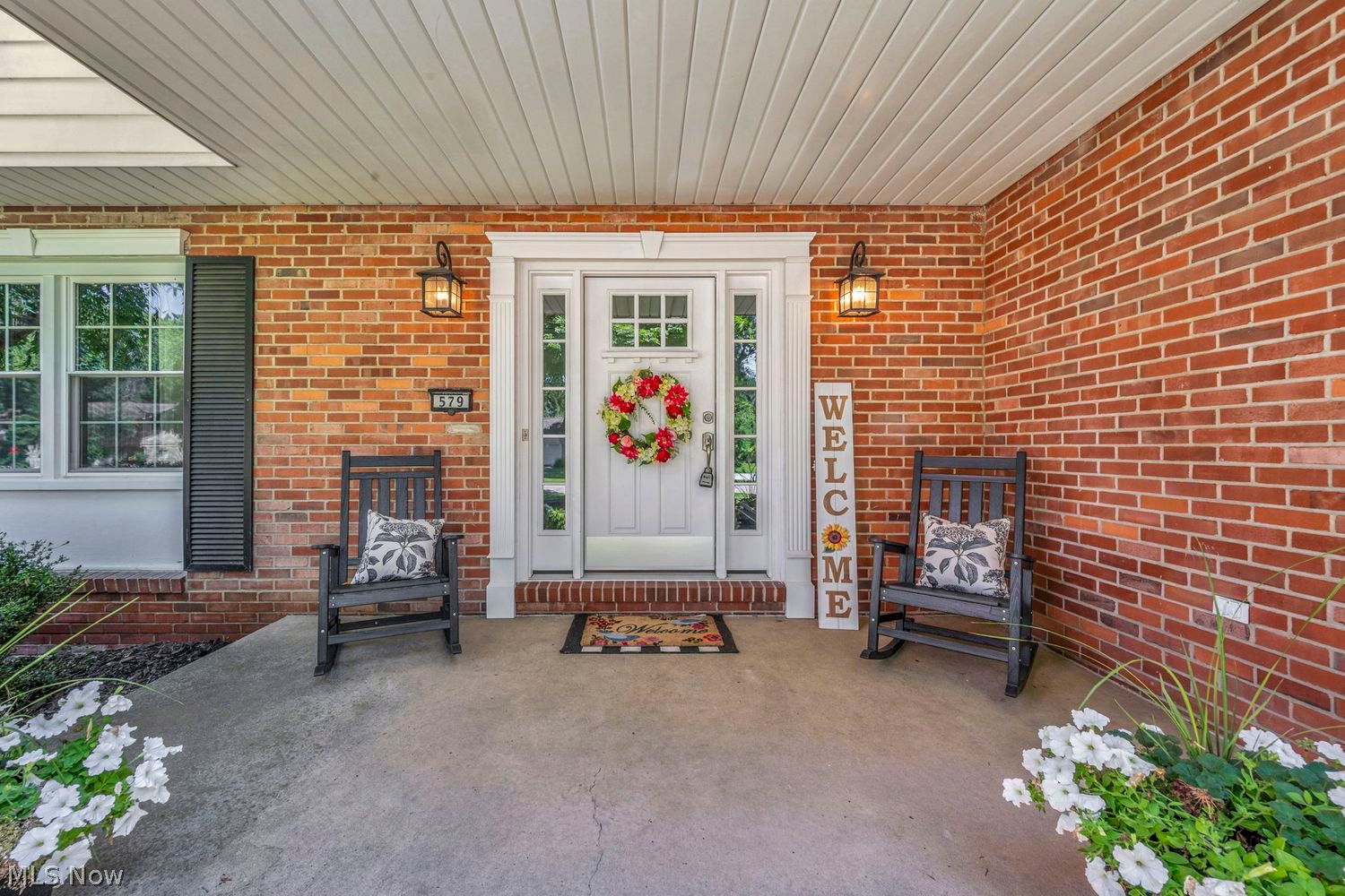 579 San Moritz Drive Akron OH 44333