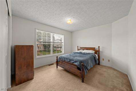 620 19th NW Street Canton OH 44709