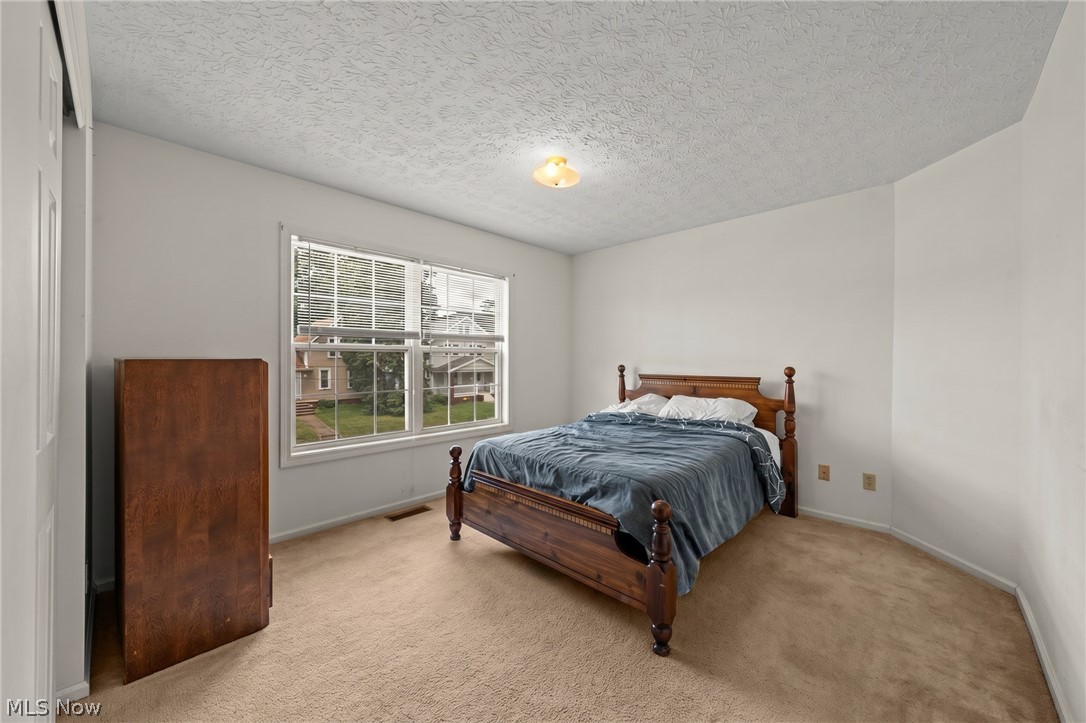 620 19th NW Street Canton OH 44709