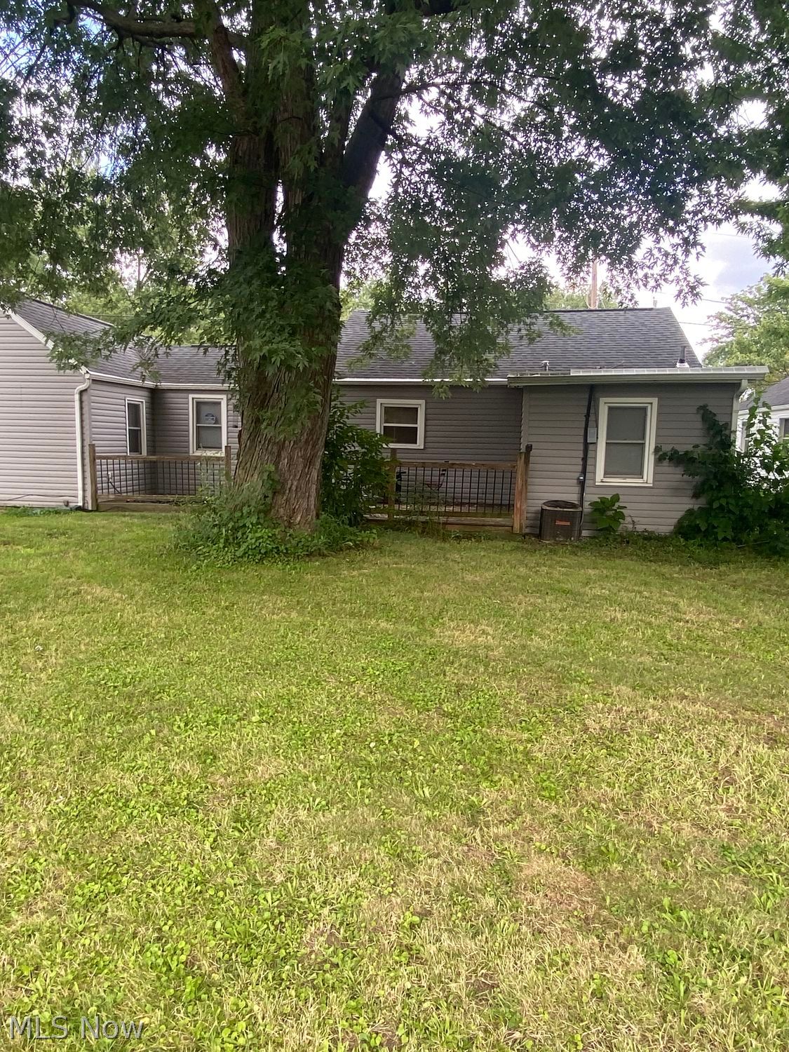 5542 Linn Road Amherst OH 44001