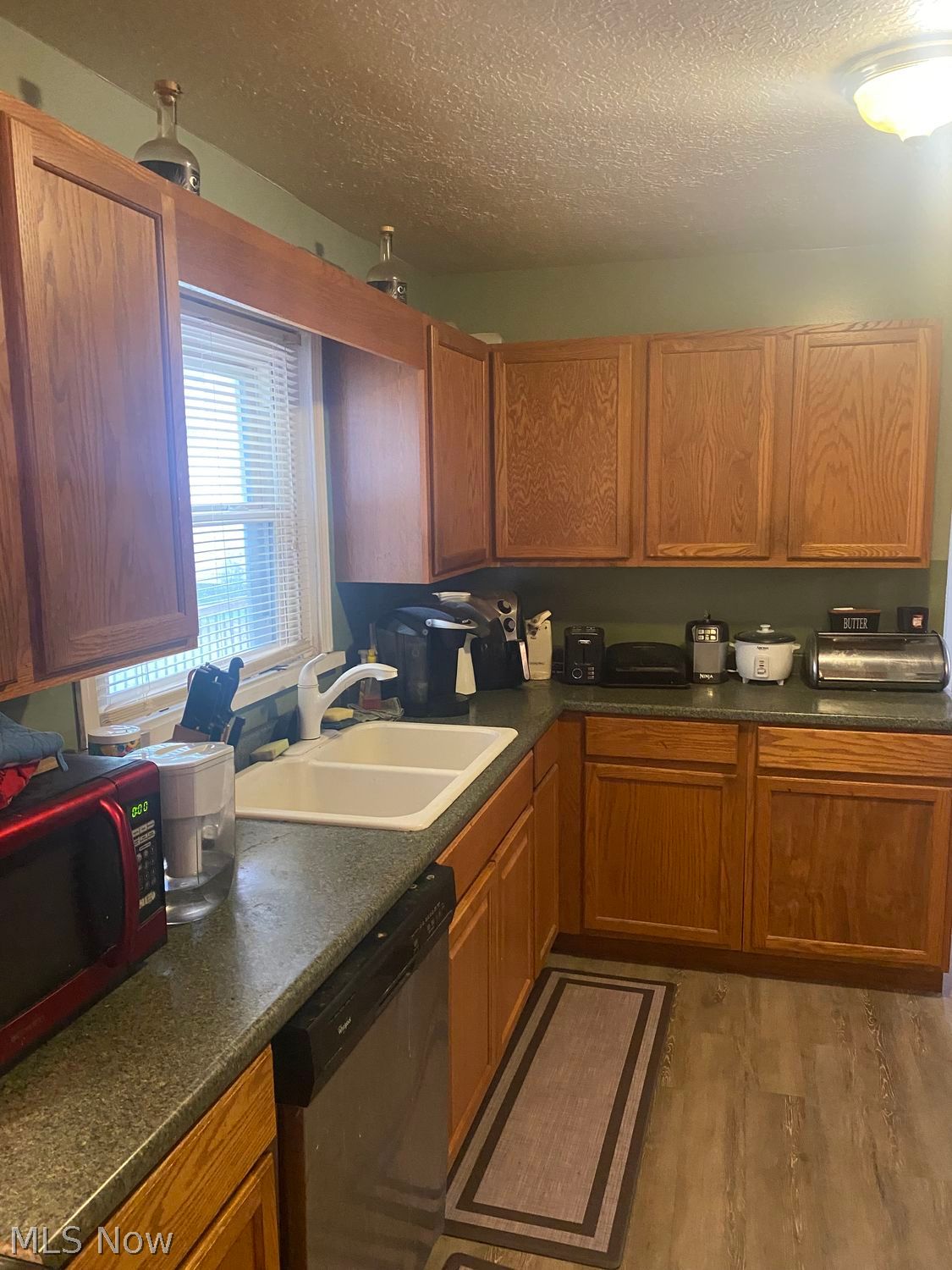 5542 Linn Road Amherst OH 44001