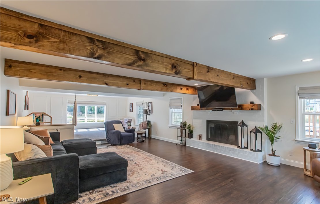 1805 Stonehenge Avenue NE Warren OH 44483