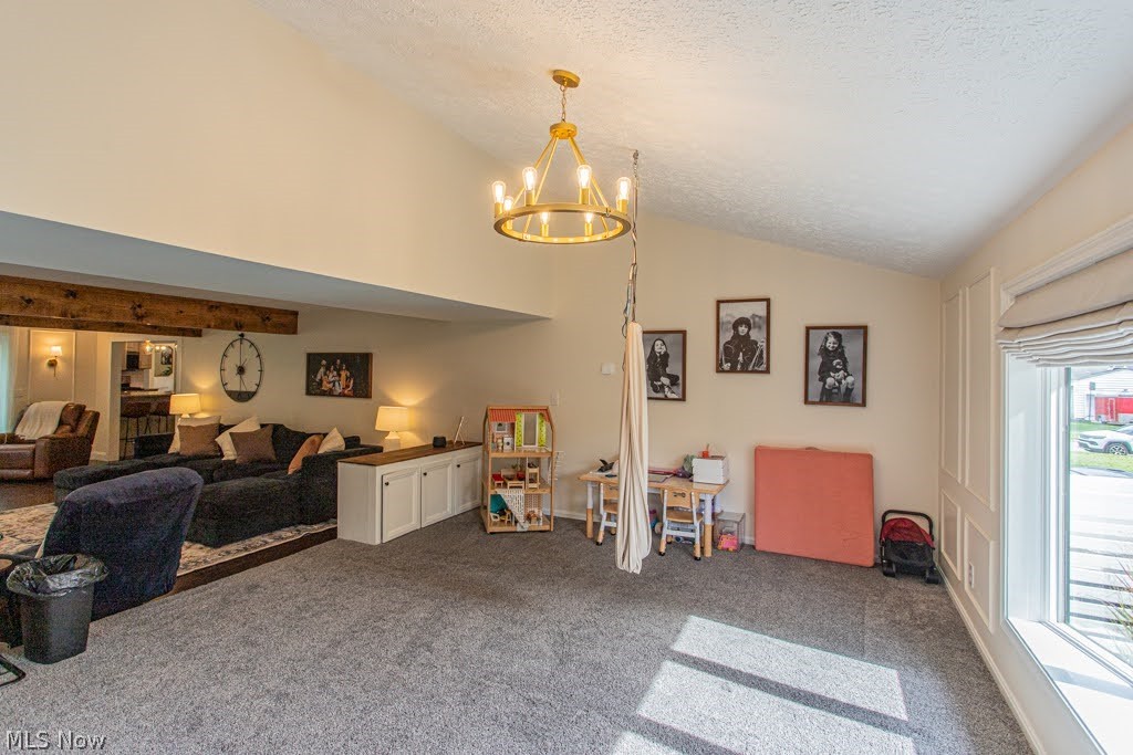 1805 Stonehenge Avenue NE Warren OH 44483