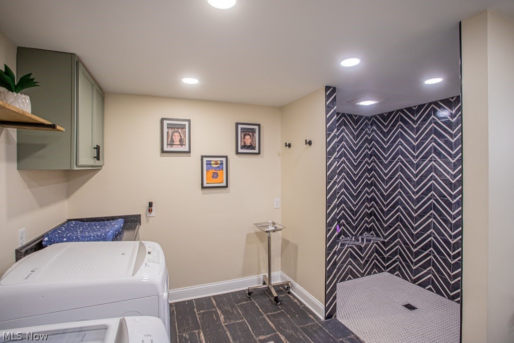 1805 Stonehenge Avenue NE Warren OH 44483