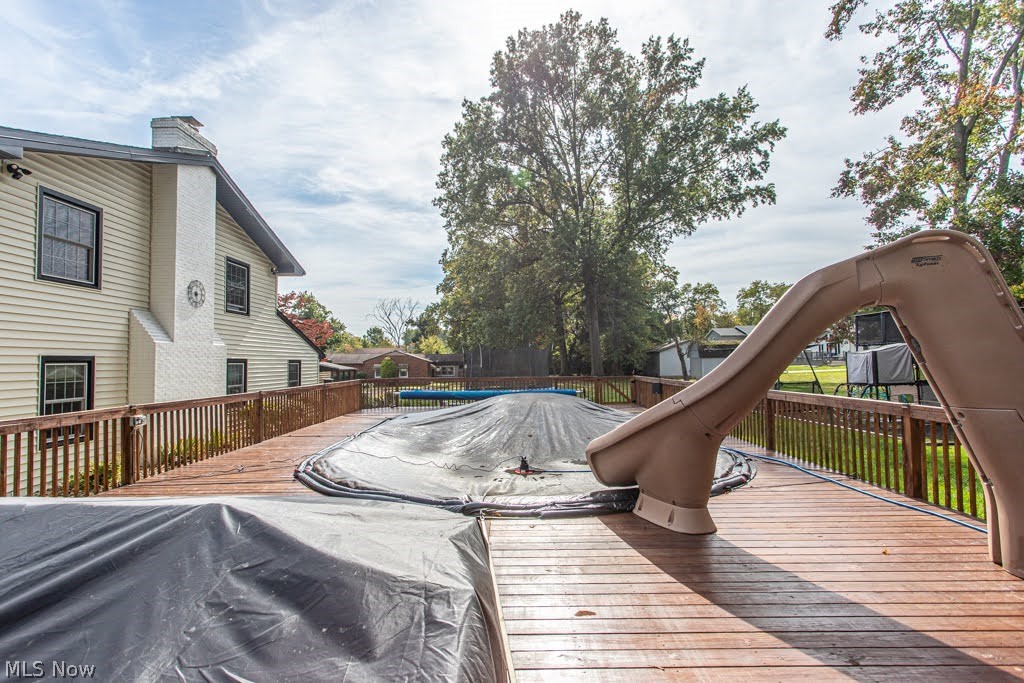 1805 Stonehenge Avenue NE Warren OH 44483