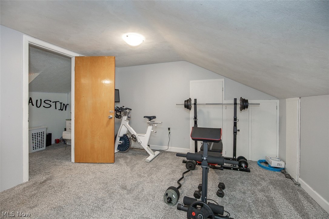 139 Aurora Hudson Road Aurora OH 44202