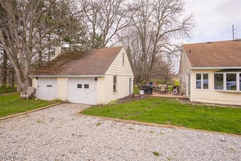 139 Aurora Hudson Road Aurora OH 44202