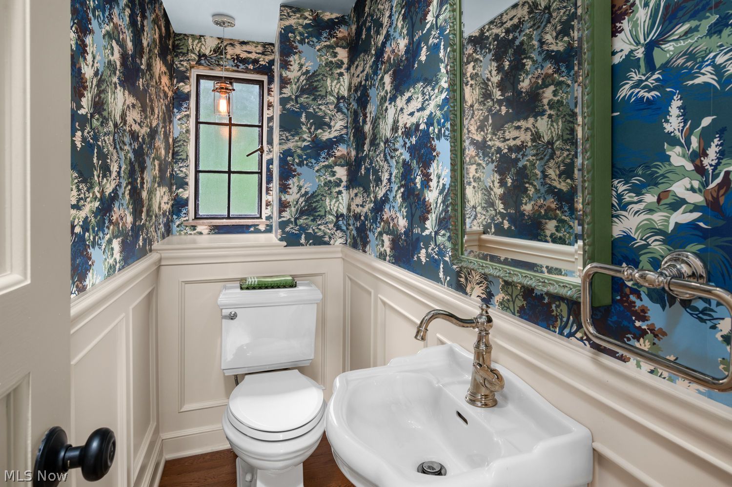 20772 Beach Cliff Boulevard Rocky River OH 44116