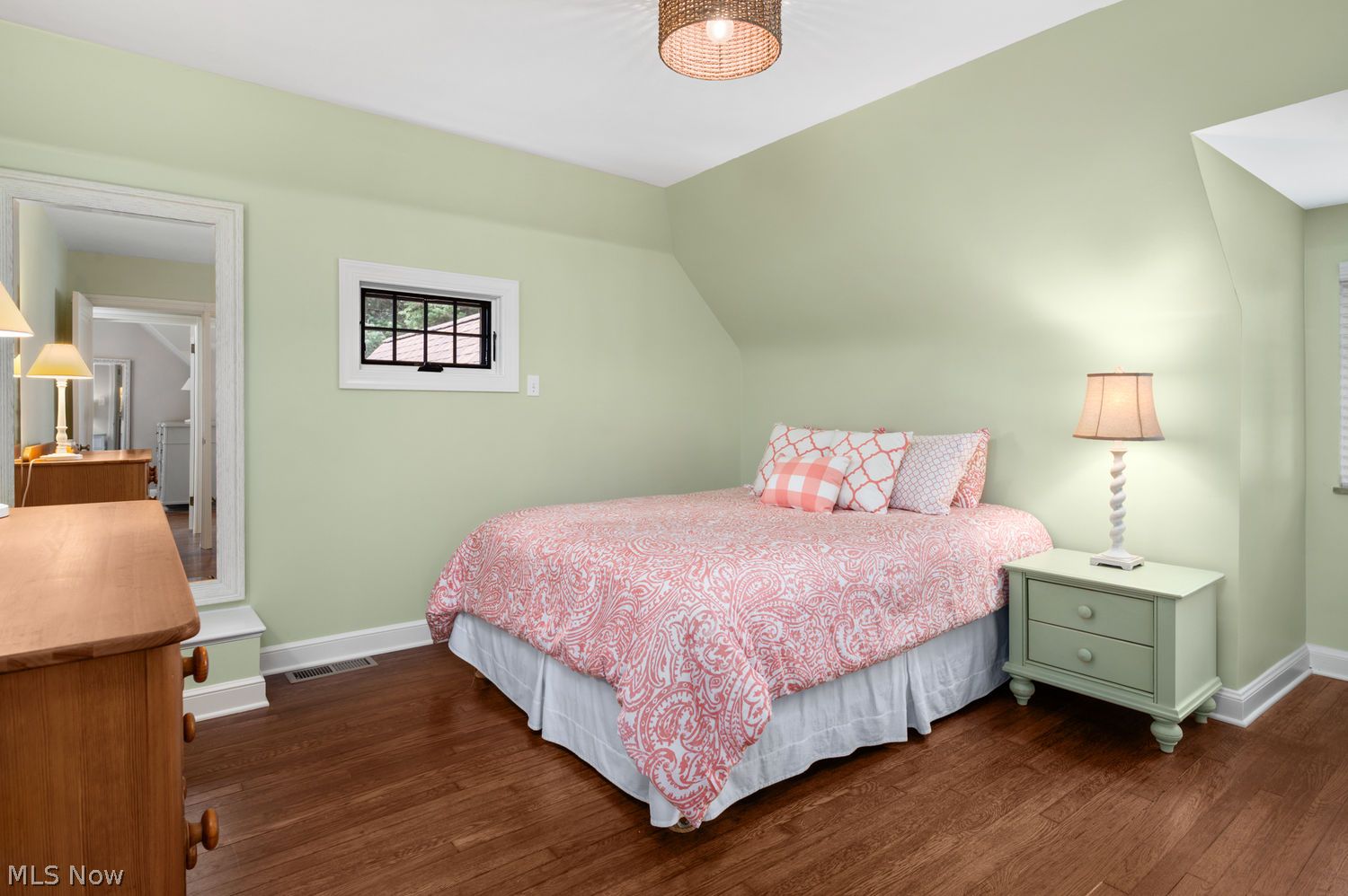 20772 Beach Cliff Boulevard Rocky River OH 44116