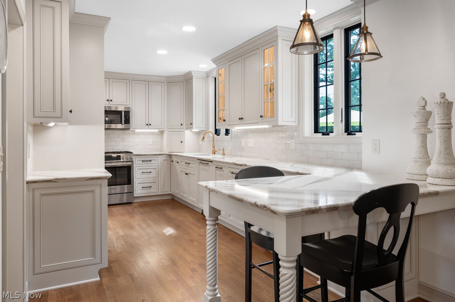 20772 Beach Cliff Boulevard Rocky River OH 44116