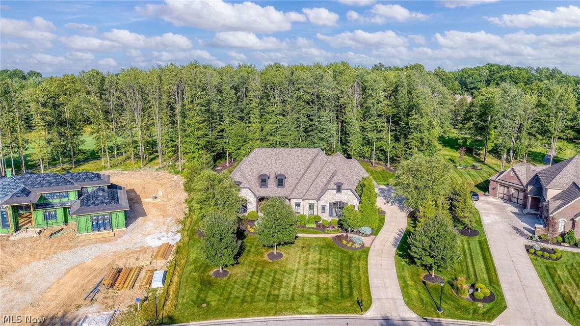 552 Club Drive W Aurora OH 44202