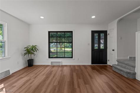 7317 Parma Park Boulevard Parma OH 44130