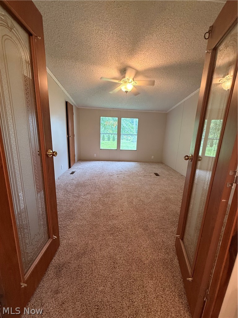 1843 Woodland Drive Columbiana OH 44408