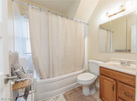 4112 Cullen Drive Cleveland OH 44105