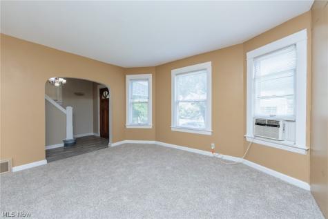 4112 Cullen Drive Cleveland OH 44105