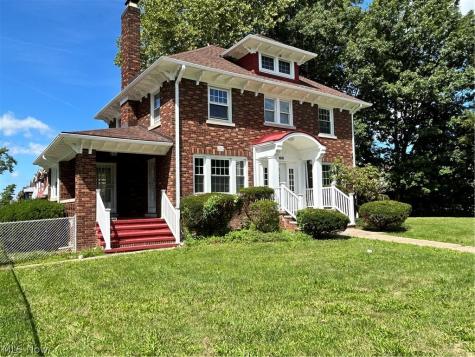3052 Martin Luther King Jr Drive Cleveland OH 44104