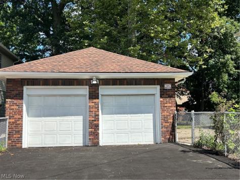 3052 Martin Luther King Jr Drive Cleveland OH 44104