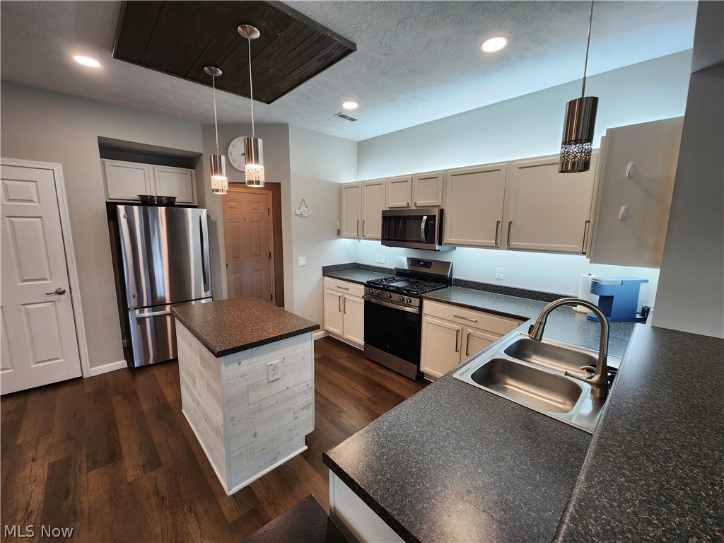 218 Stone Ridge Way Berea OH 44017