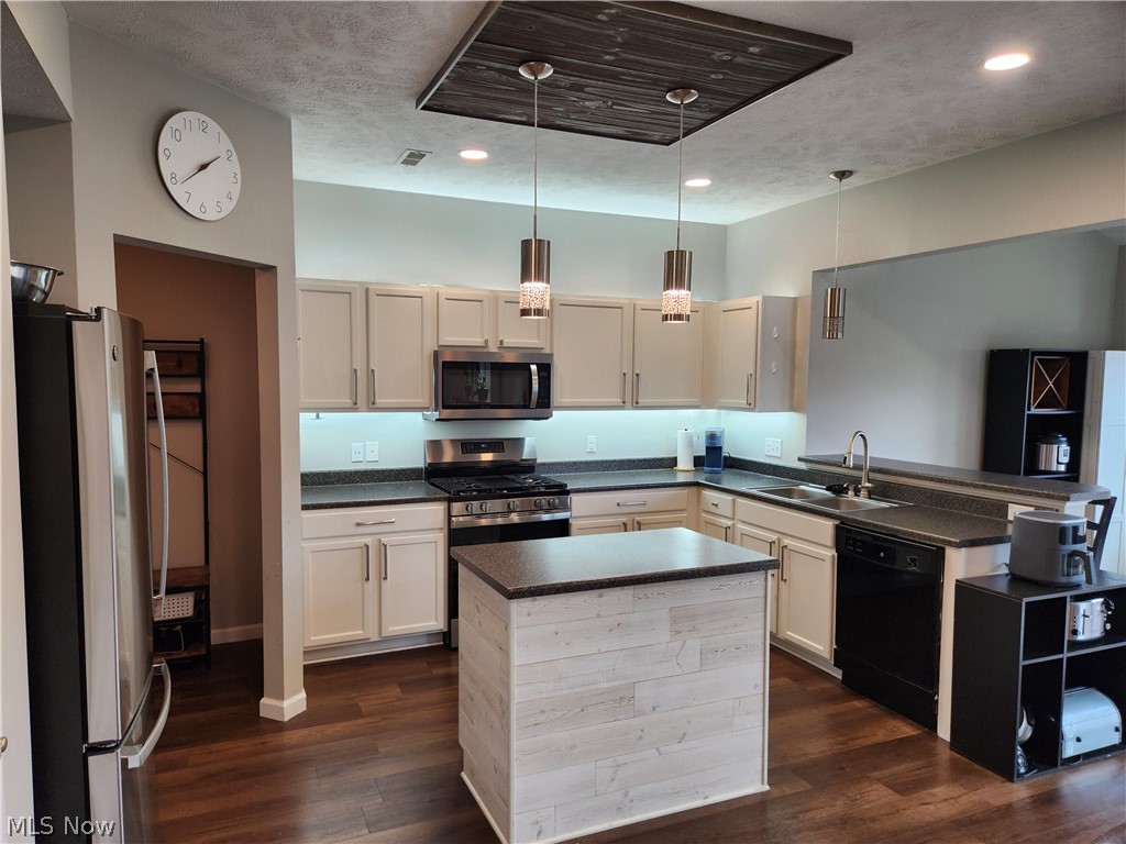 218 Stone Ridge Way Berea OH 44017