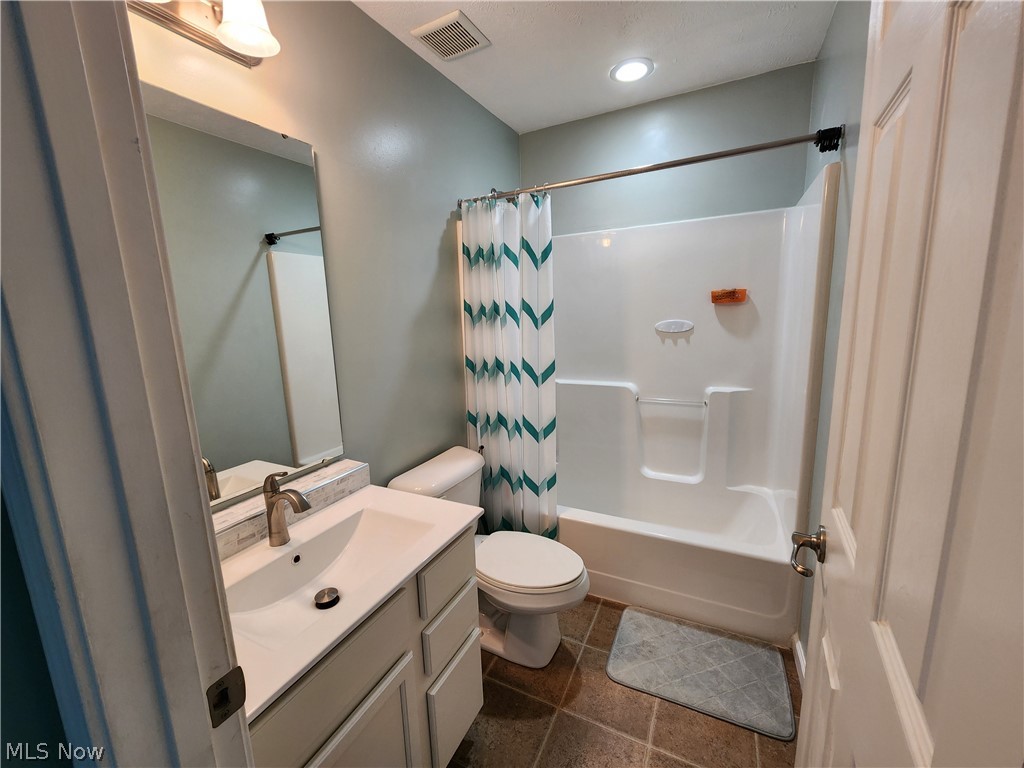 218 Stone Ridge Way Berea OH 44017