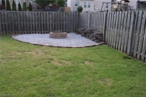 218 Stone Ridge Way Berea OH 44017