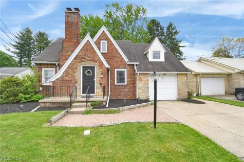 955 Maumee Avenue Mansfield OH 44906