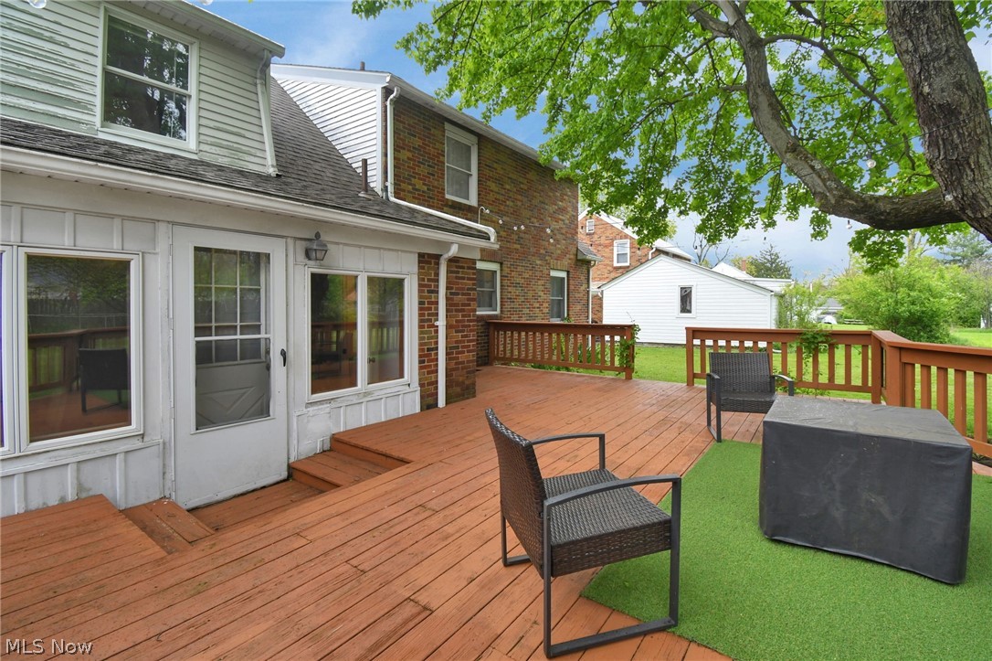 955 Maumee Avenue Mansfield OH 44906