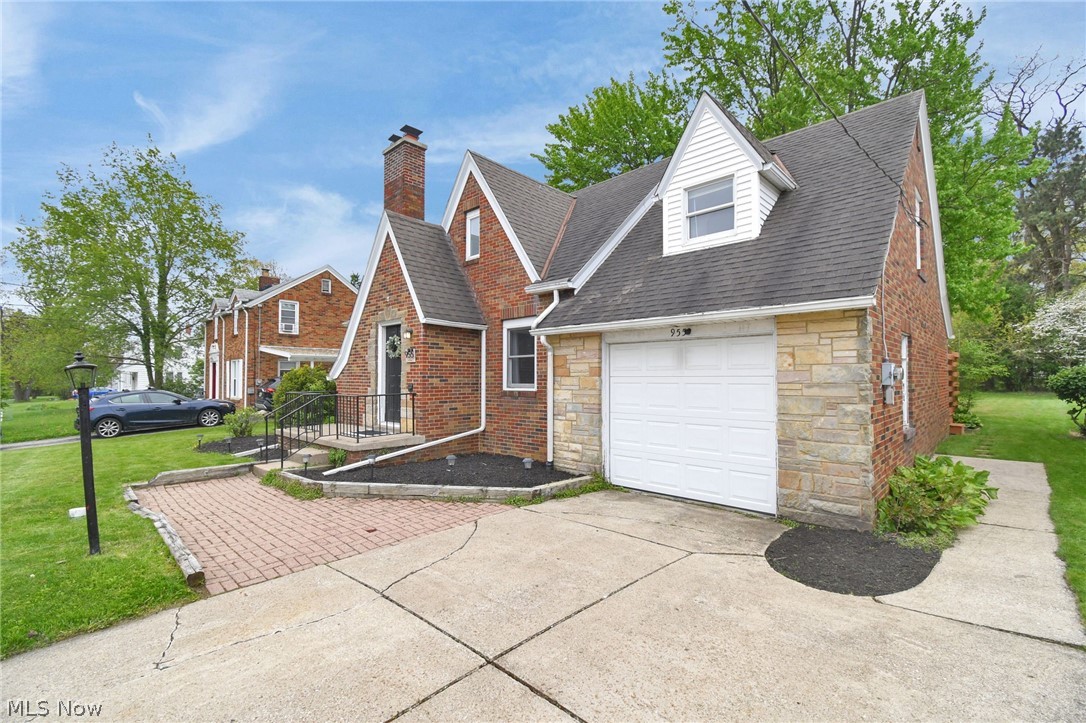 955 Maumee Avenue Mansfield OH 44906