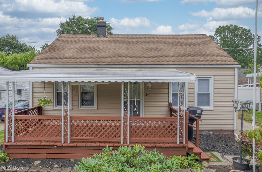 841 Caddo Avenue Akron OH 44305