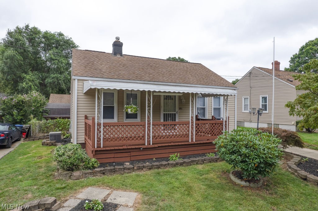 841 Caddo Avenue Akron OH 44305
