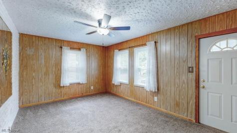 841 Caddo Avenue Akron OH 44305