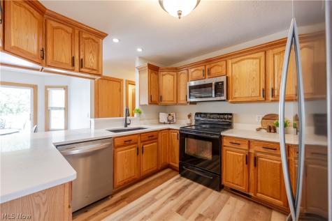 983 Nathan Drive Kent OH 44240