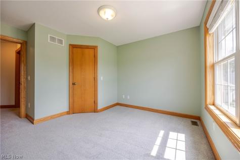 983 Nathan Drive Kent OH 44240