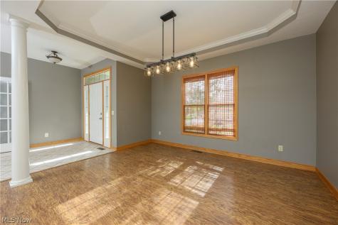 1436 Glenbrook Avenue Louisville OH 44641