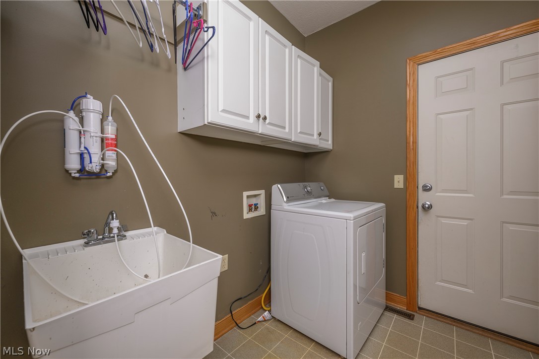 1436 Glenbrook Avenue Louisville OH 44641