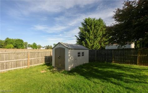 1436 Glenbrook Avenue Louisville OH 44641