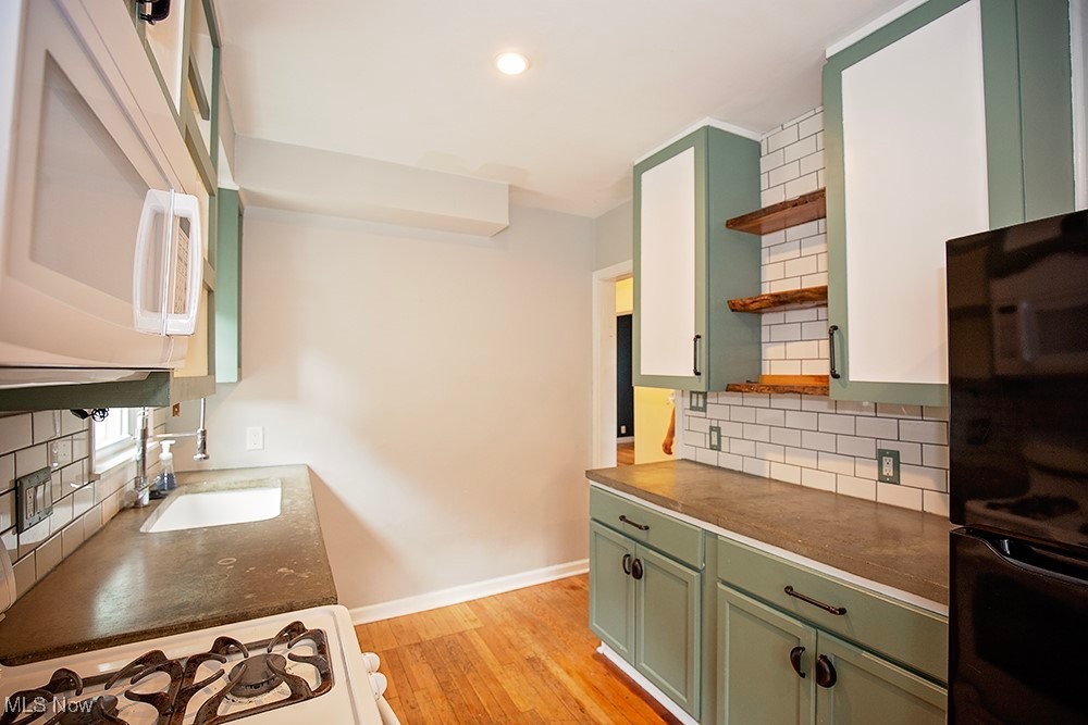 1400 Westvale Avenue Akron OH 44313