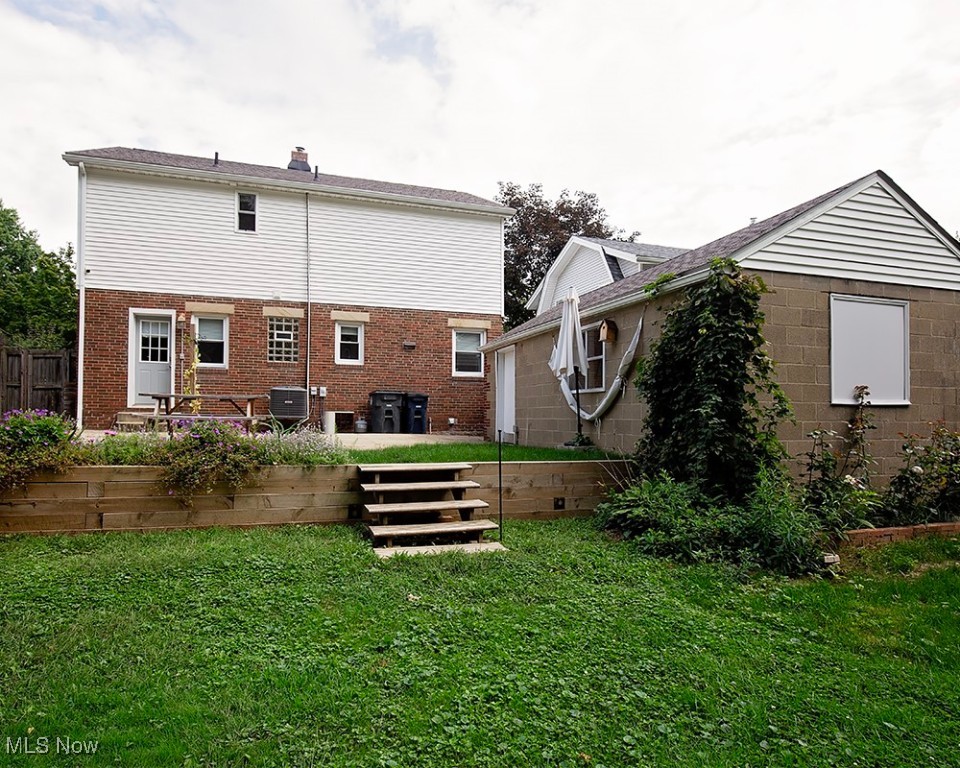 1400 Westvale Avenue Akron OH 44313