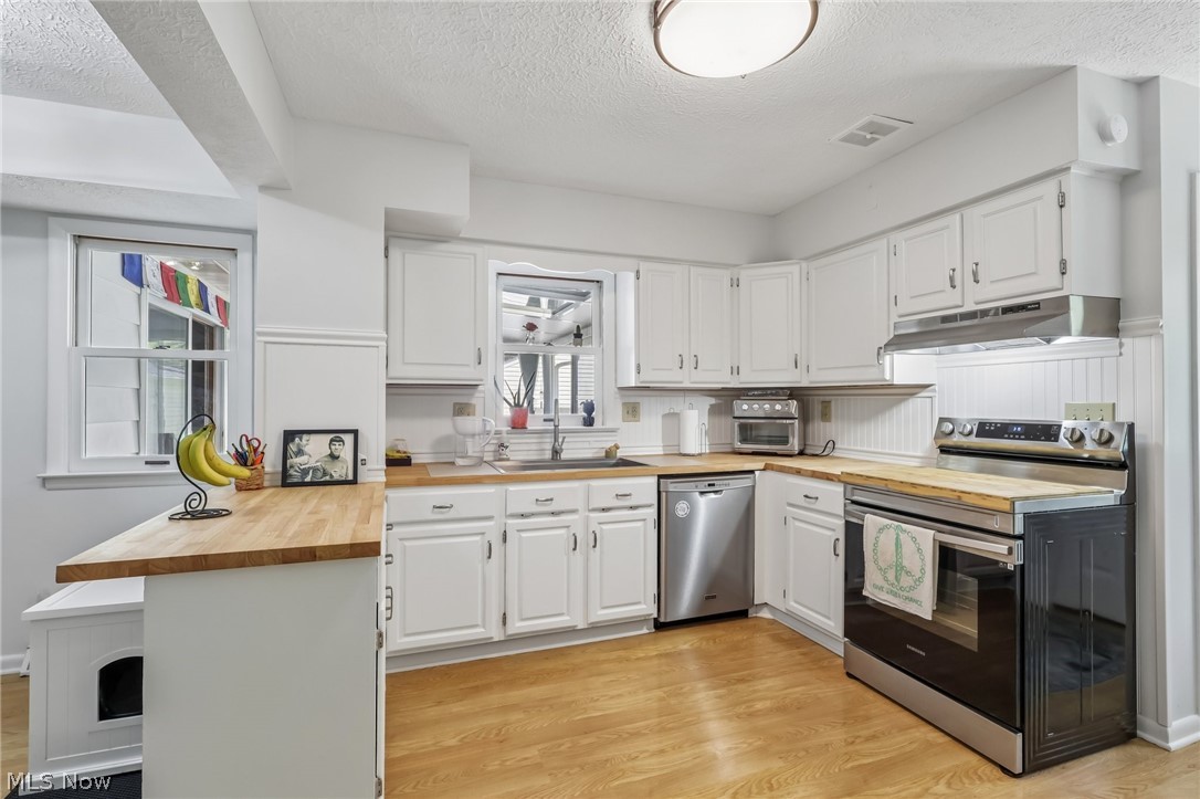 437 Stratford Road Fairlawn OH 44333