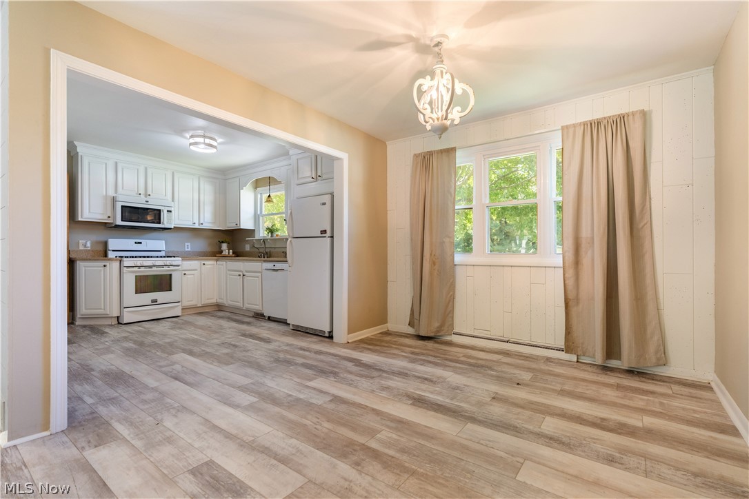 6787 Glenmere Avenue NE Canton OH 44721