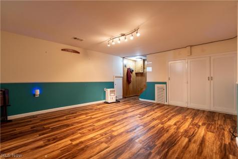 6787 Glenmere Avenue NE Canton OH 44721