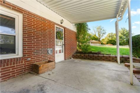 6787 Glenmere Avenue NE Canton OH 44721