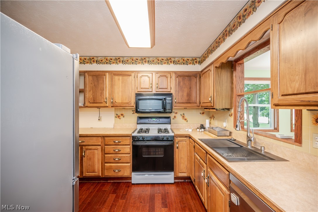 4851 Woodridge Drive Youngstown OH 44515