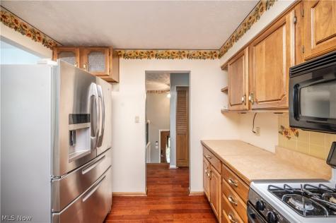 4851 Woodridge Drive Youngstown OH 44515